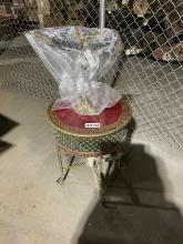 Table and decor