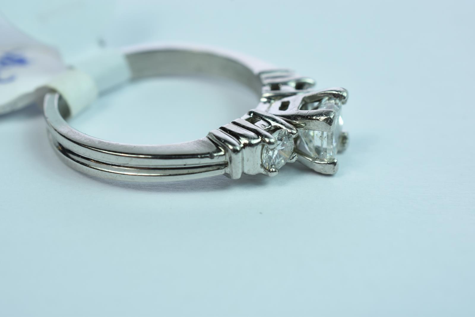 PLATIUMN & DIAMOND RING 1 CT DIAMOND TW, 6.3 GTW, $2400.00 RETAIL VALUE , SIZE 6 1/4