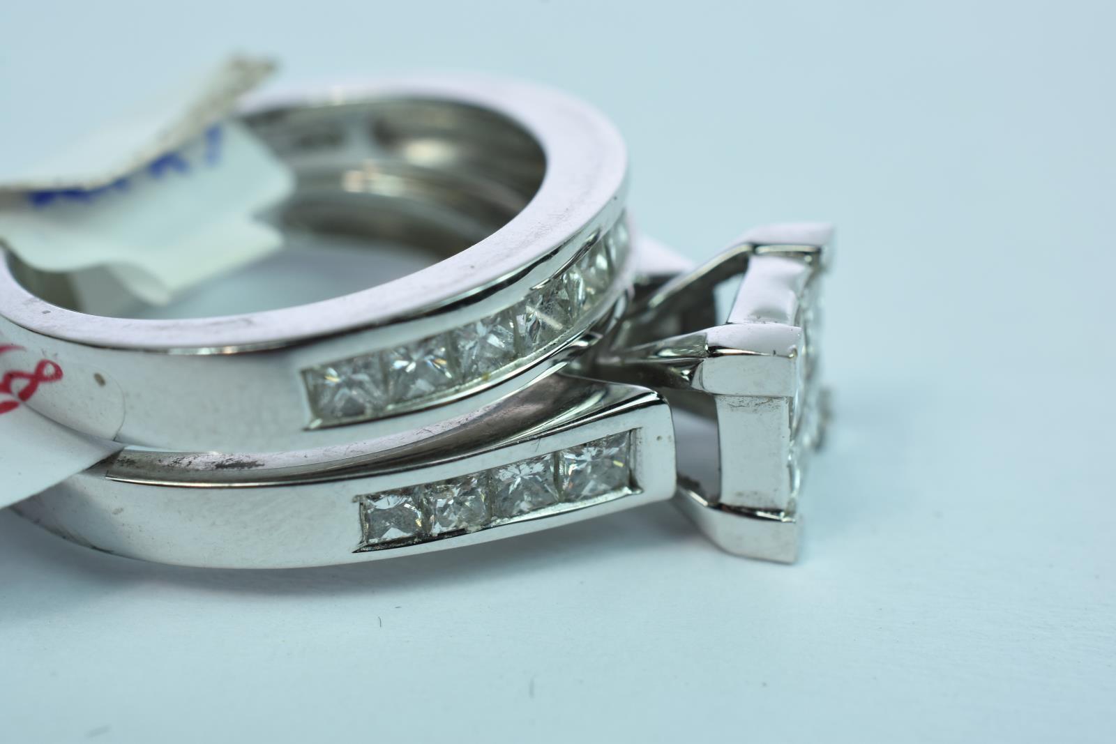 14KT BRIDAL SET 9.7 GTW, $3800.00 RETAIL VALUE , SIZE 6