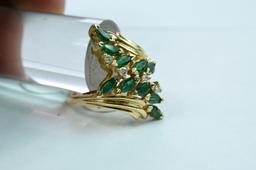 14 KT EMERAL & DIAMOND RING 5.3 GTW, $899.00 RETAIL VALUE, ,SIZE 7 1/2