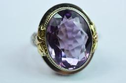 14 KT GOLD RING 5.3 GTW, $975.00 RETAIL VALUE , SIZE 7