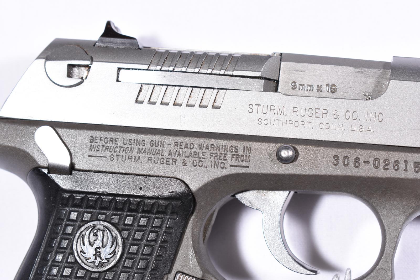 RUGER P93DA, SN 306-026115