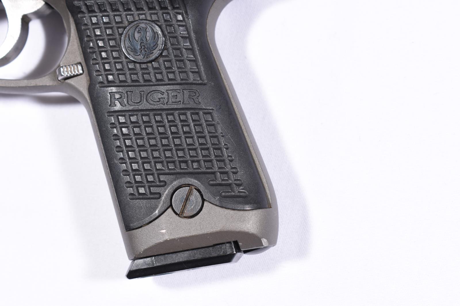 RUGER P93DA, SN 306-026115