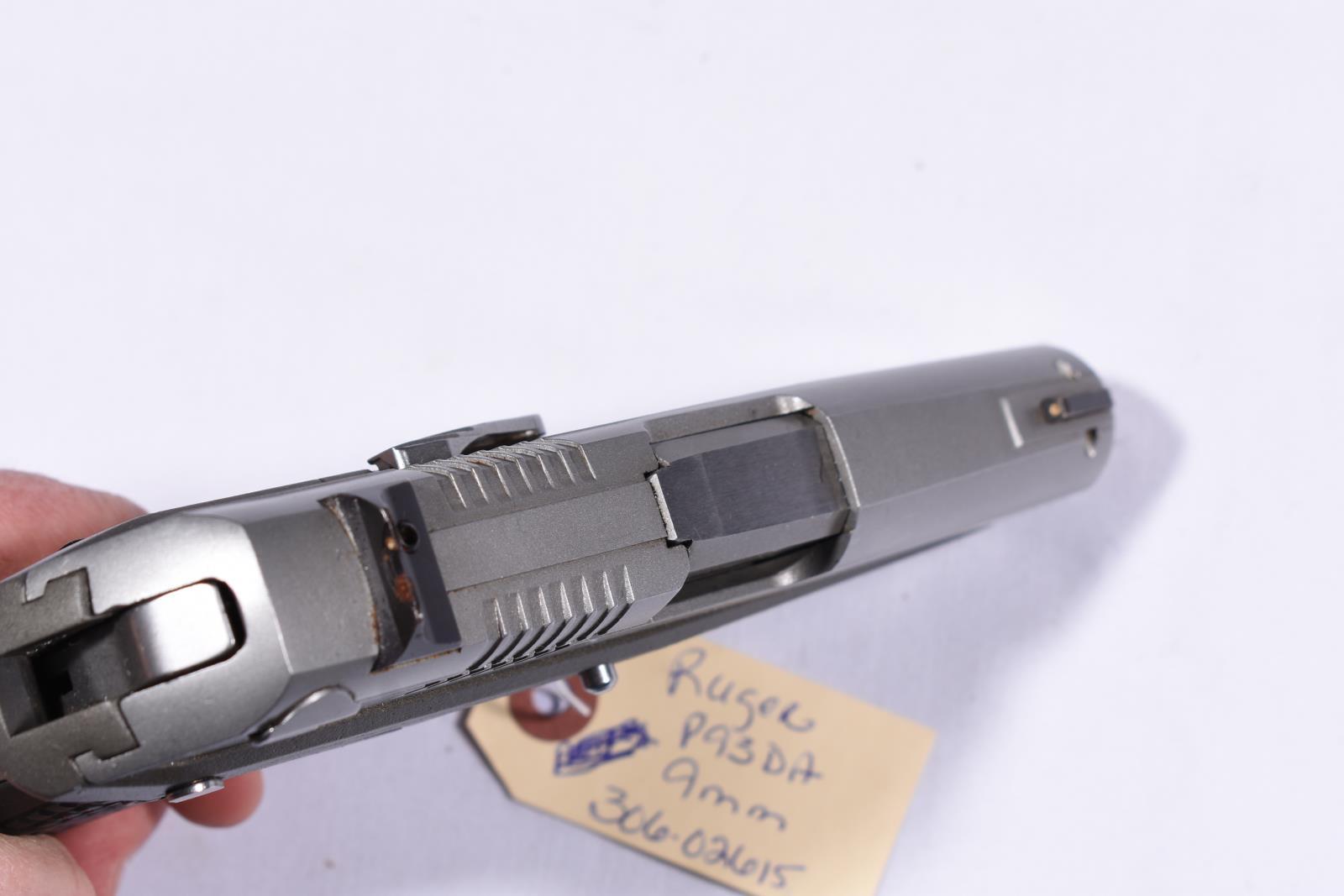 RUGER P93DA, SN 306-026115
