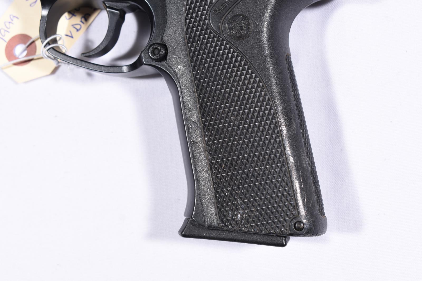 SMITH WESSON 410, SN VDM5198