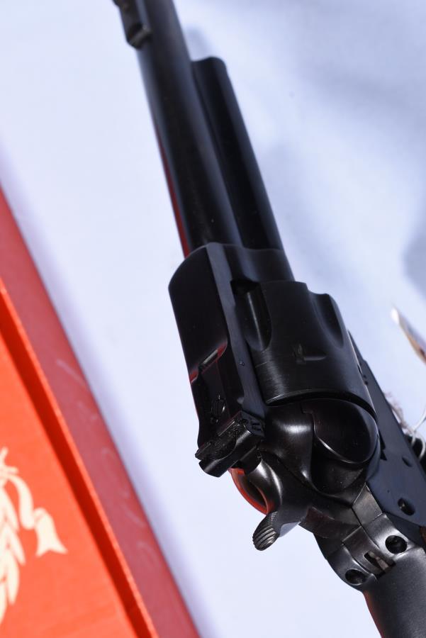 RUGER NEW MODEL BLACKHAW, SN 41-21031,