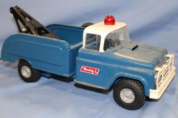 BUDDY L 24 HOUR SERVICE WRECKER, 15.5 IN LONG