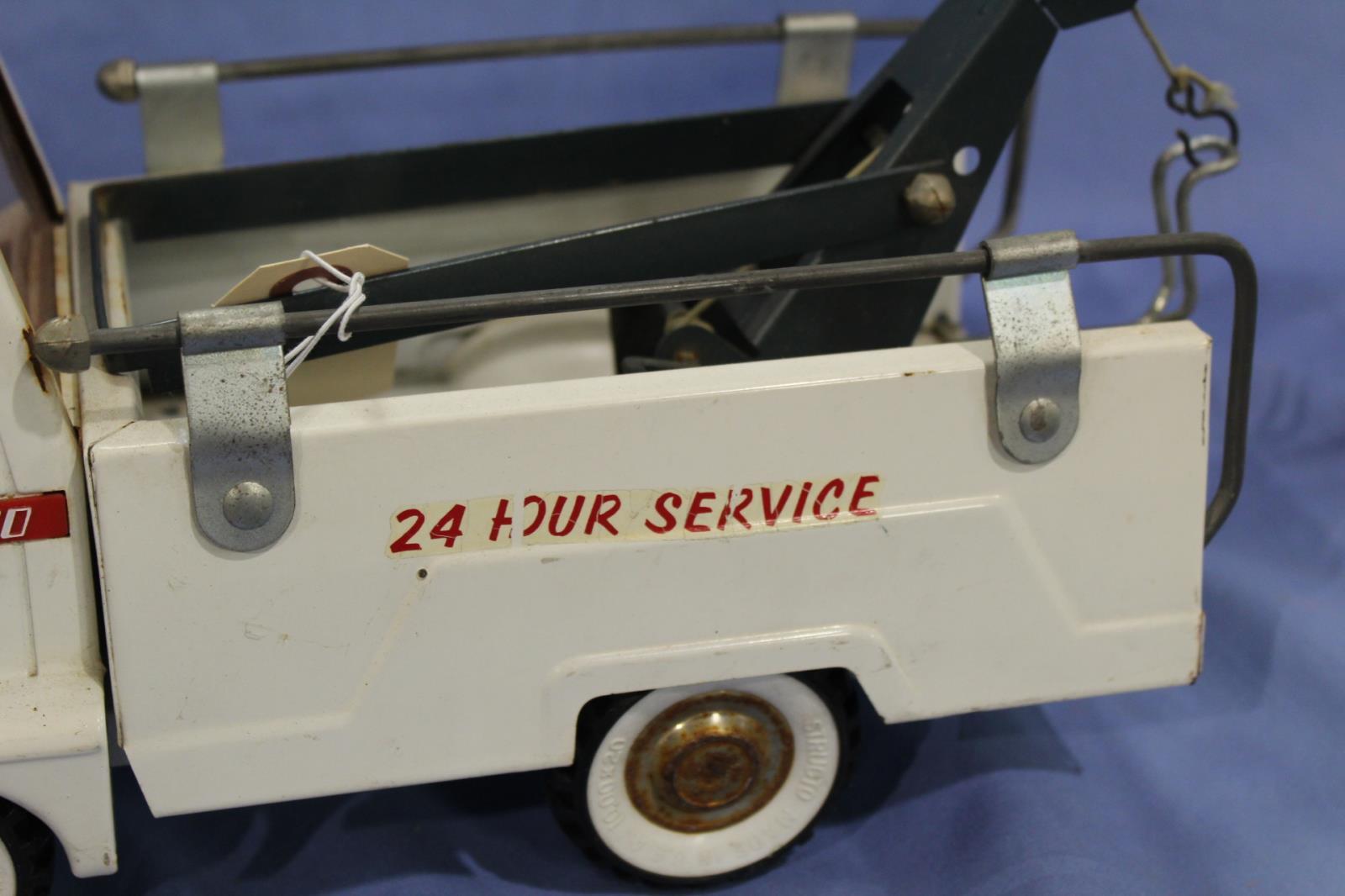 STRUCTO TURBINE 24 HOUR SERVICE WRECKER