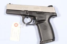 SMITH WESSON SW40V, SN PAZ5339,