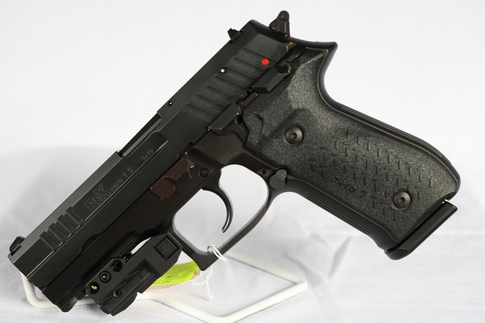 REX ZERO 1S, SN A04686,