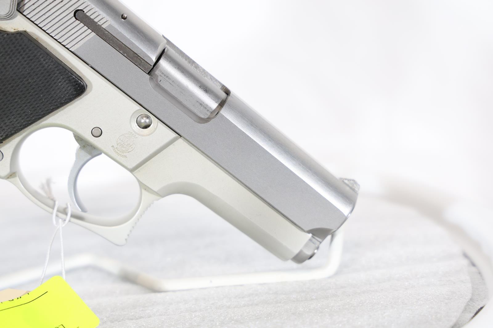 SMITH WESSON 669, SN TBR1151,