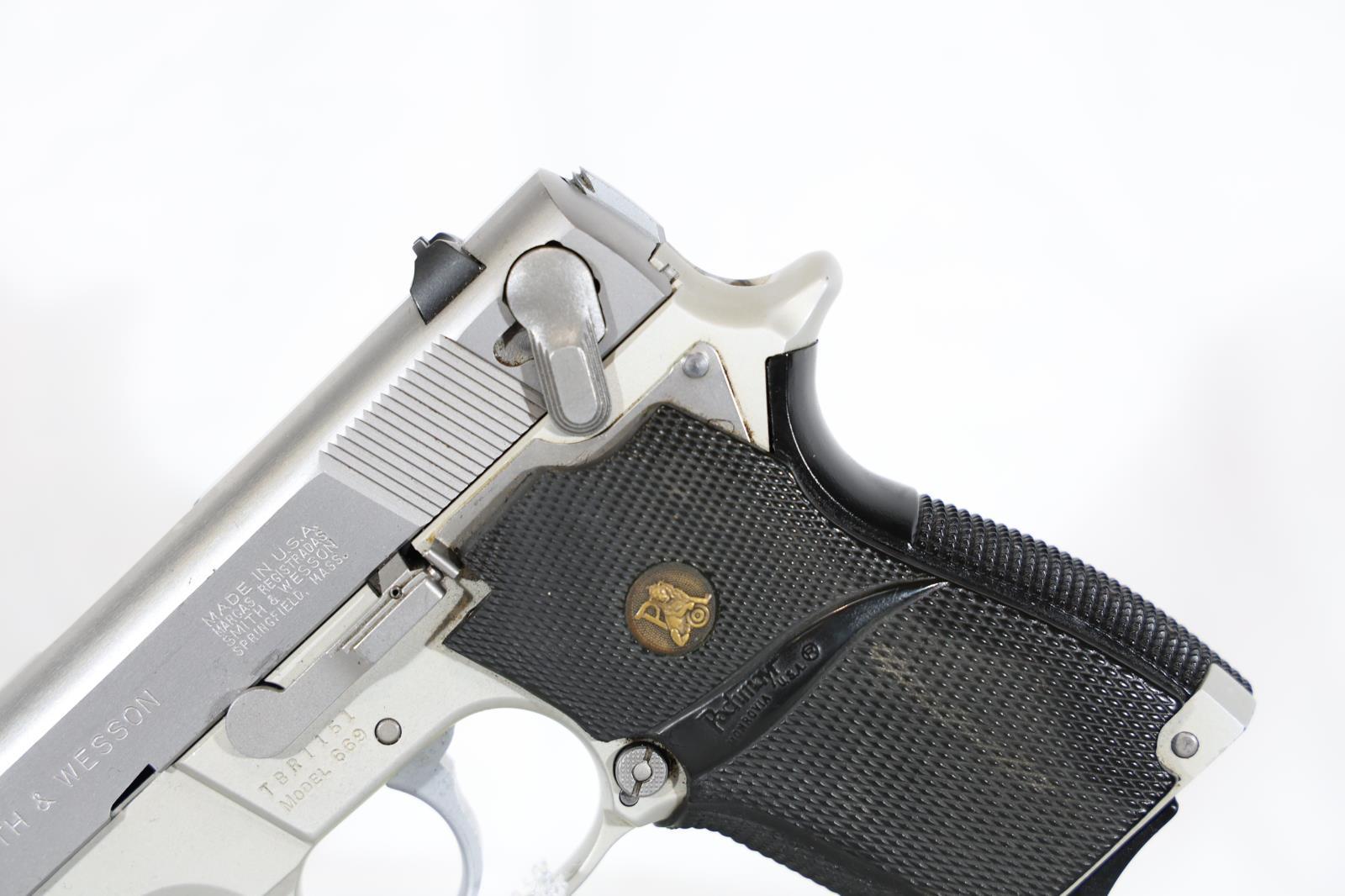 SMITH WESSON 669, SN TBR1151,
