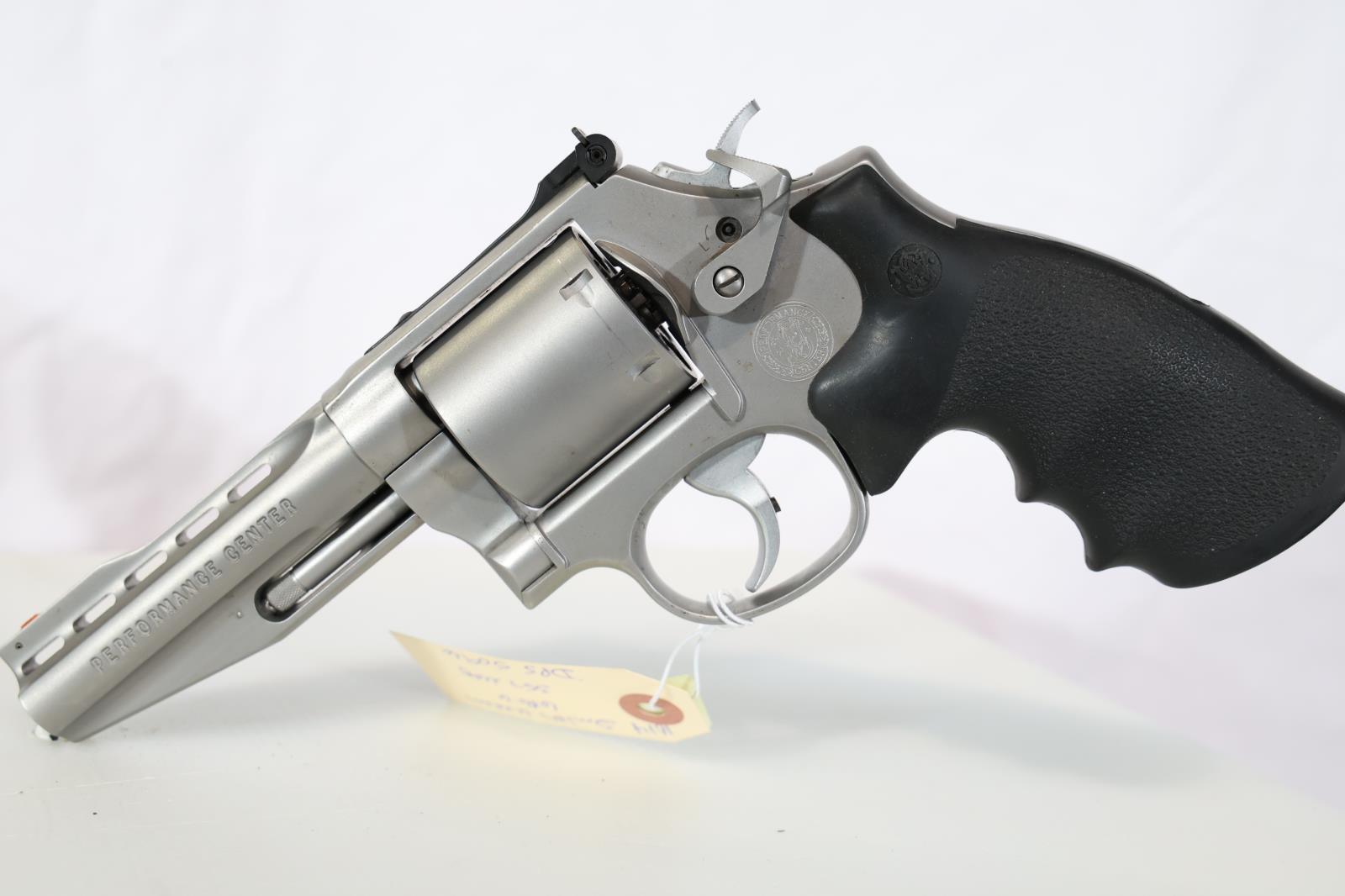 SMITH WESSON 686-6 PERFORMANCE CENTER, SN DPS5096,