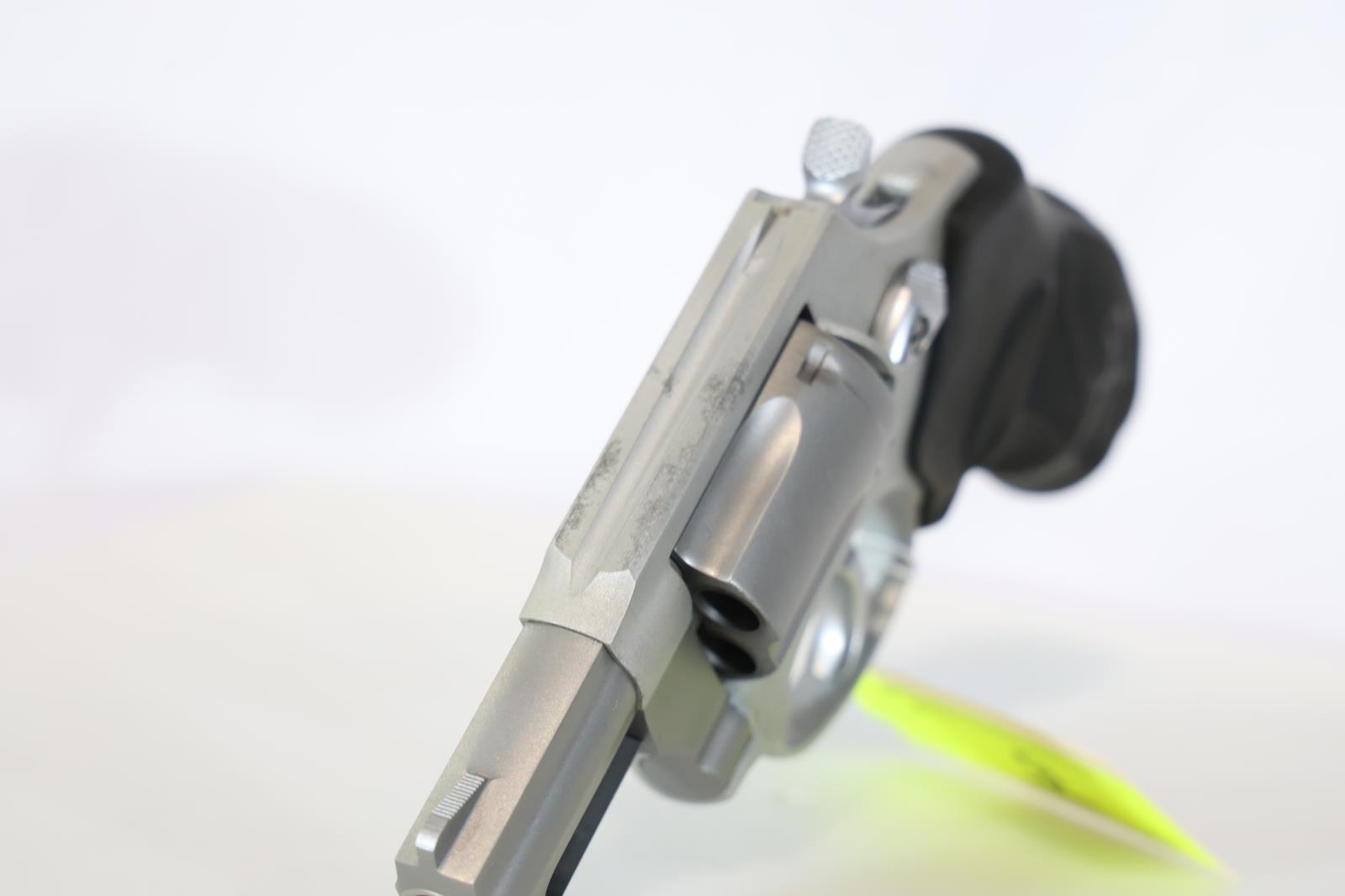 TAURUS 85 ULTRA LITE, SN HR99476,