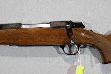 BROWNING MEDALLION A BOLT, SN 79747NXL17,