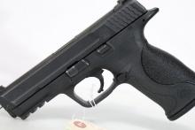 SMITH WESSON M&P 40, SN HNJ5556,