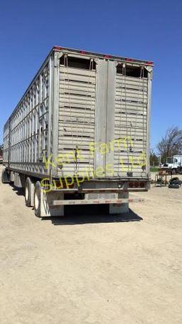 1996 BARRETT 80M ALUMINUM LIVESTOCK TRAILER