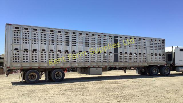 1996 BARRETT 80M ALUMINUM LIVESTOCK TRAILER