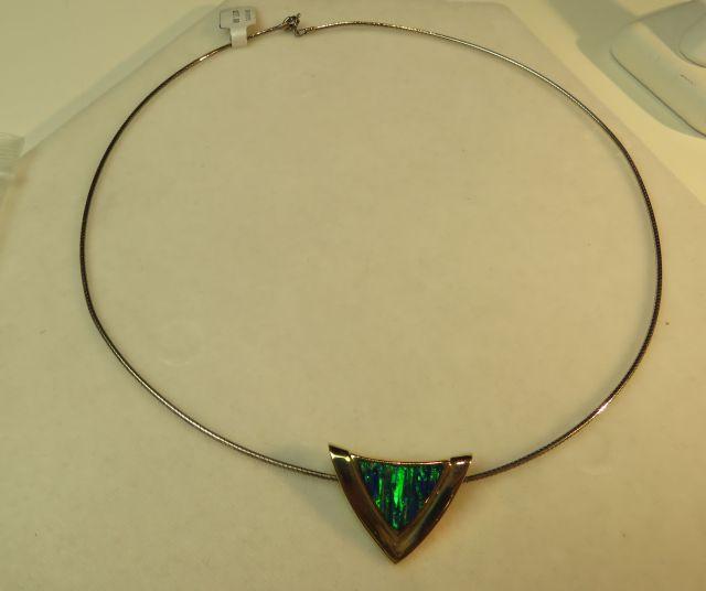 14K -yg- slider w/inlaid lab opal, neck wire included