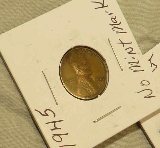 1945 wheat penny (2) D, (16) no mint mark