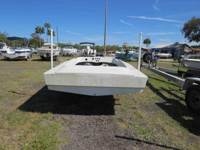 Renovated  20' race/drag boat hull and trailer