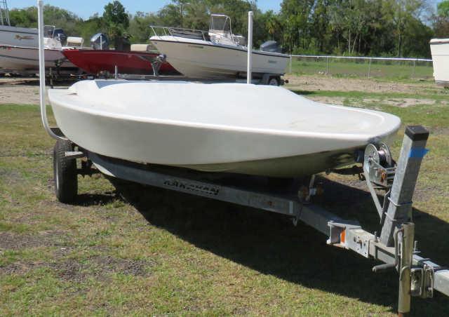 Renovated  20' race/drag boat hull and trailer