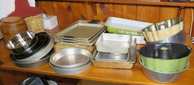 Mixed bake ware, aluminum trays, cake pans, cookie sheets, casserole dish