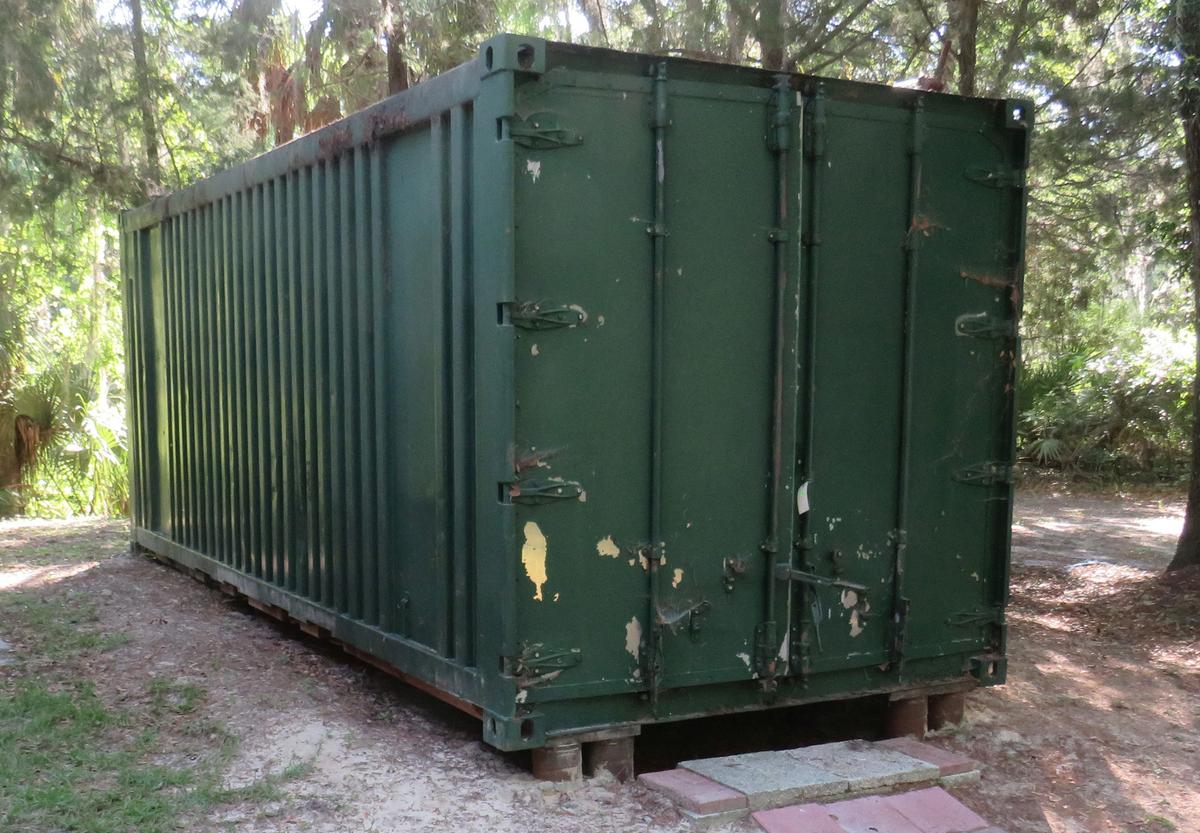 20' ocean container, doors work good, good wood floor, no apparent leaks Note: easy to get to wit...