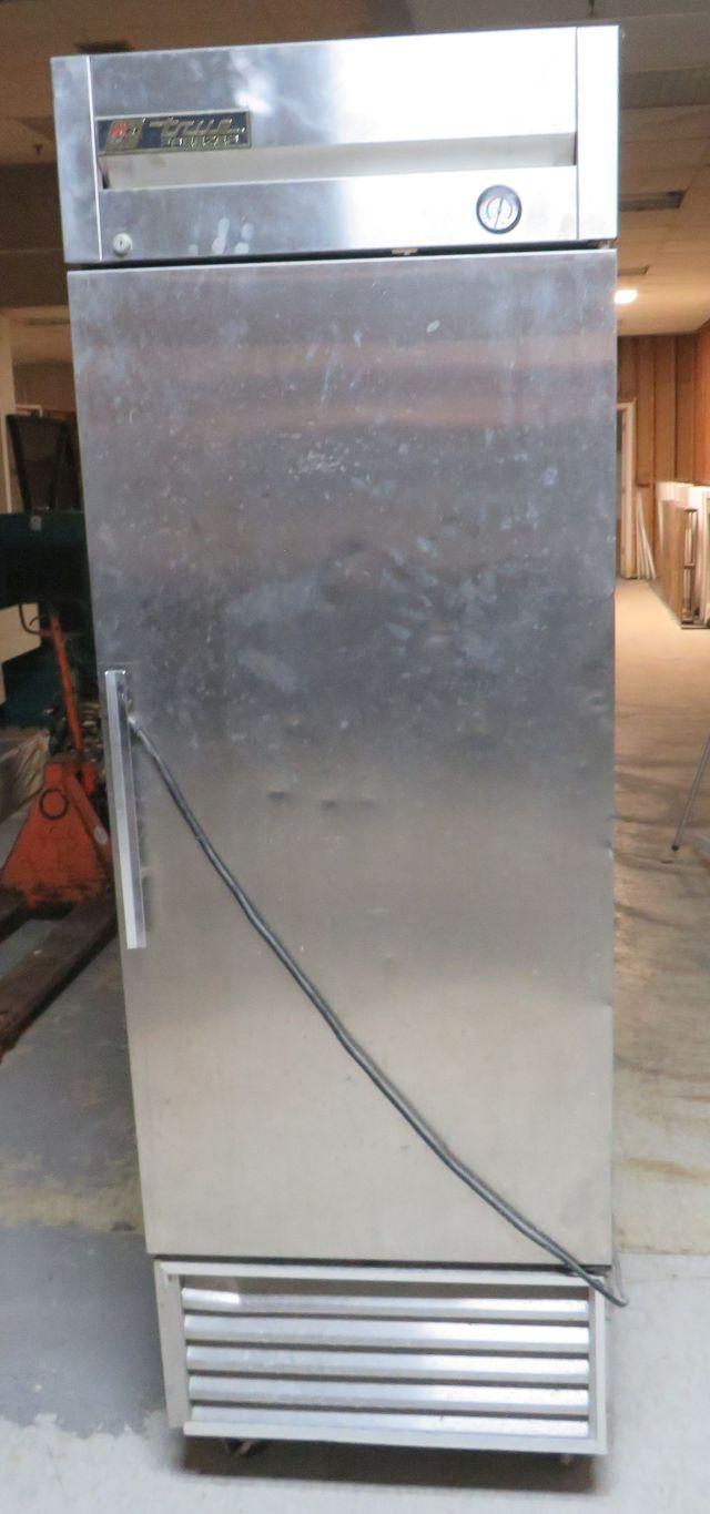 True Single Door Freezer (Needs Repairing)