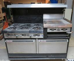 Garland Gas Stove, 6 Range with Skillet and Oven
