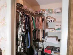 Mixed vintage clothes, towels and bedding