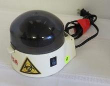 USA centrifuge model CP632.  This item located at 4745 E Hwy 92, Lakeland, FL 33801