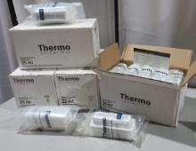 Case of sterile Thermo Scientific 25 ml reagent reservoir with divider, 100 per case