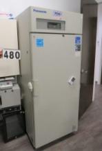 Panasonic MDF-U731M-PA laboratory freezer.  Panasonic MDF-U731M is a 24.4 cu. ft. / 690L refriger...
