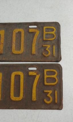 Wisconsin 1931 license plates- pair