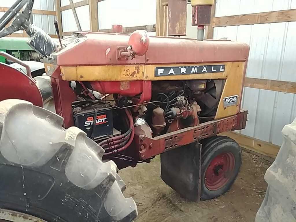 International 540 gas tractor