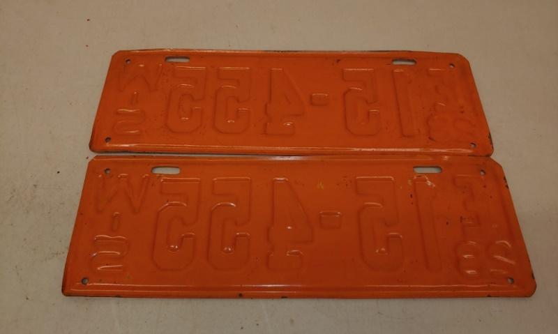 Pair 1928 WI Truck License plates