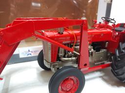 NIB Die Cast Expo Massey Ferguson 98