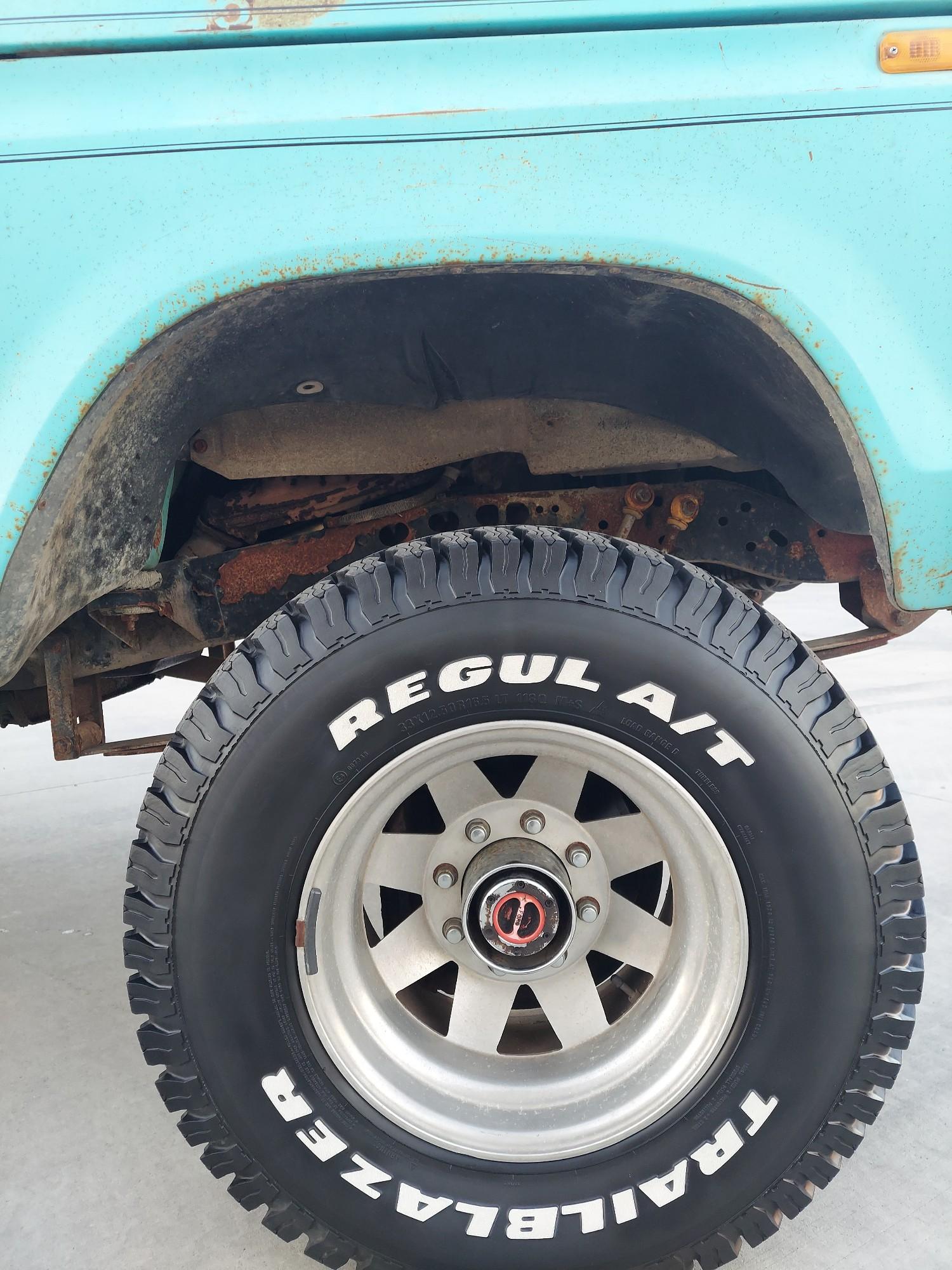 Ford F250 custom 4x4