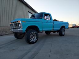 Ford F250 custom 4x4