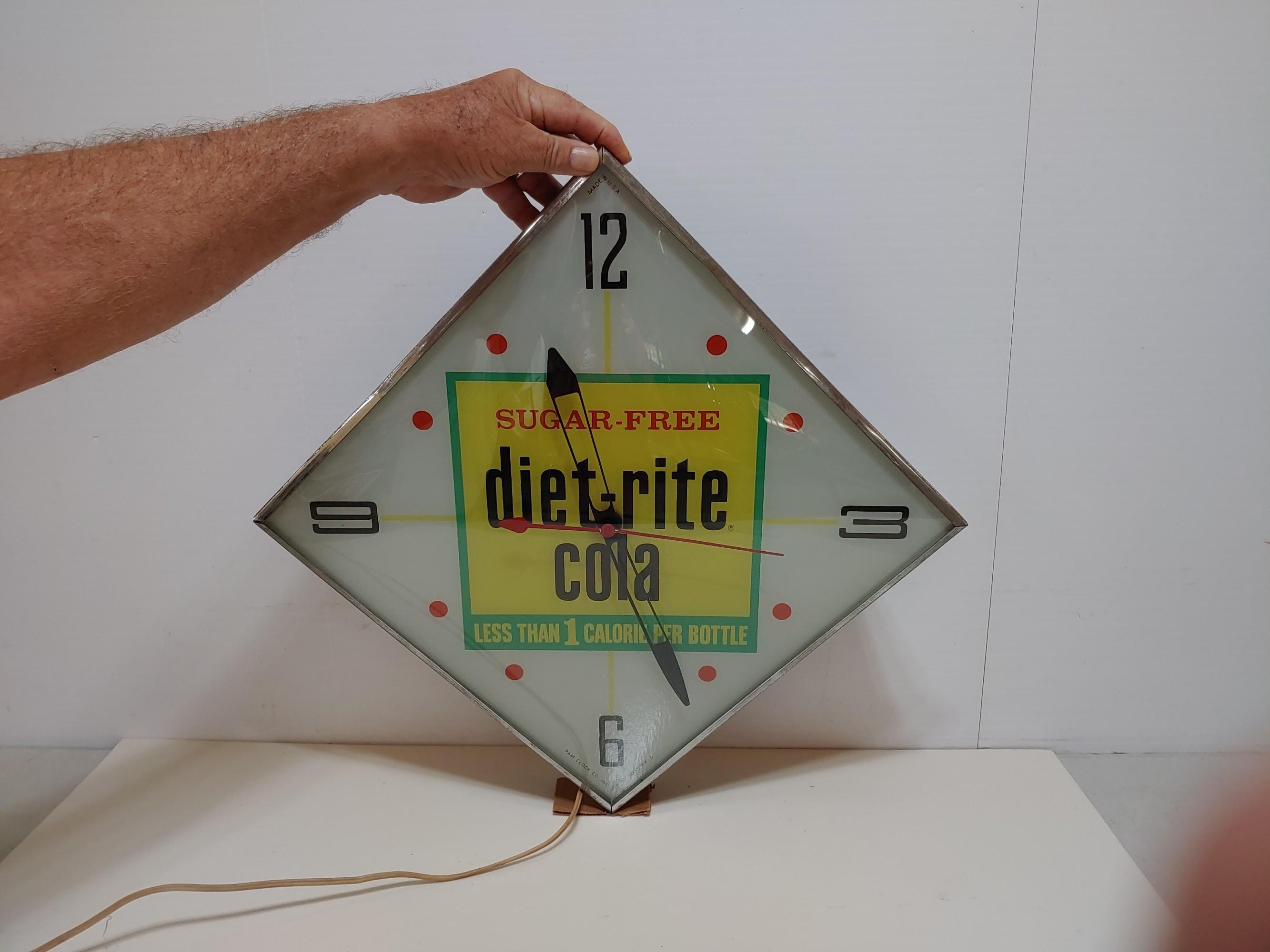 diet-rite lighted clock