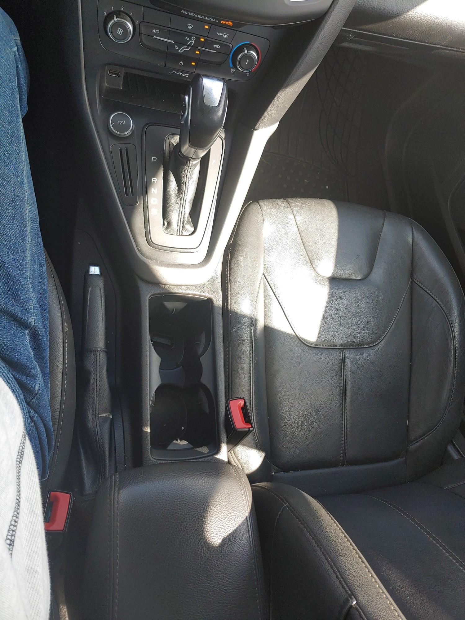 2016 FORD Focus