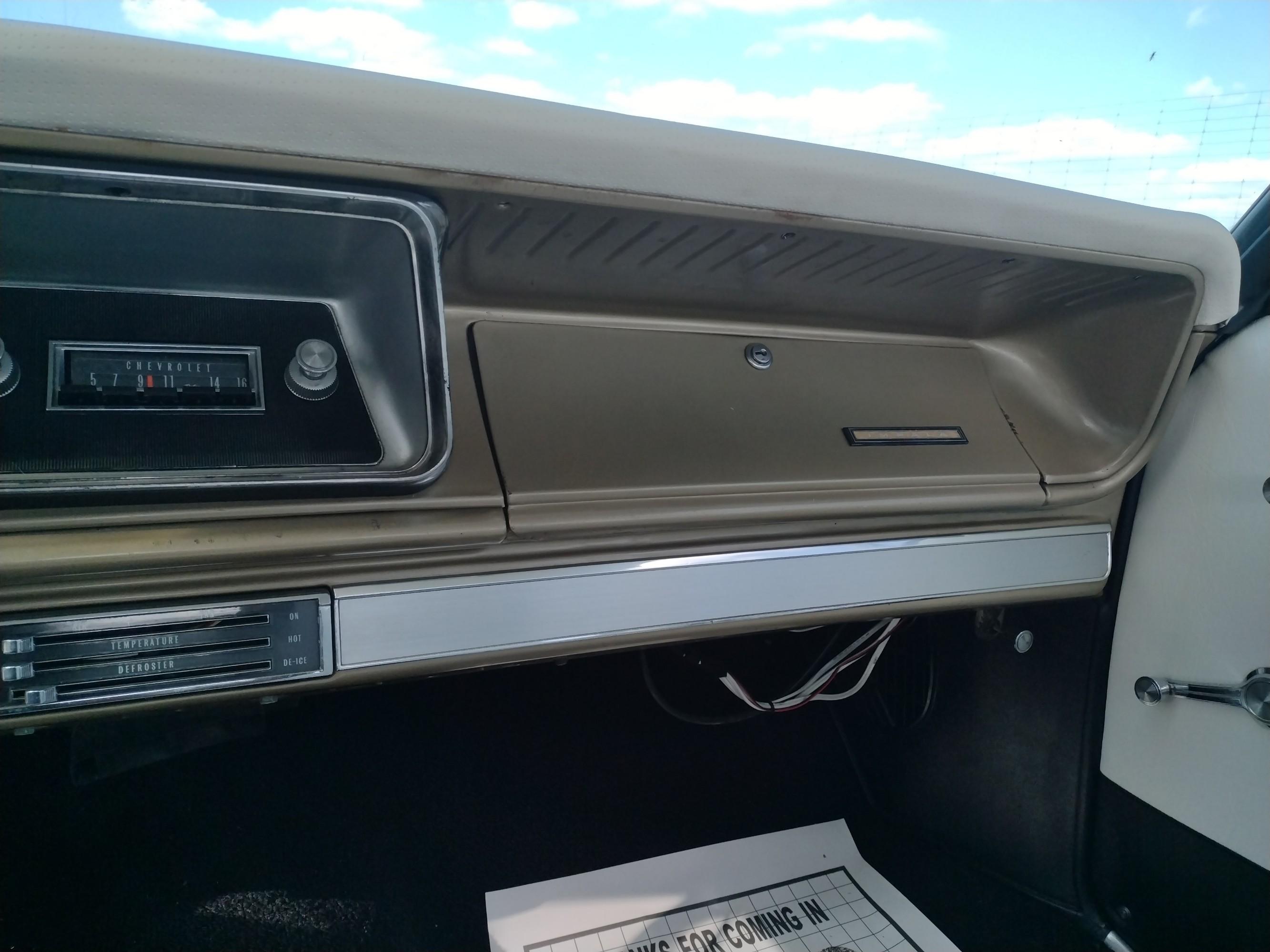 1966 CHEVROLET Impala