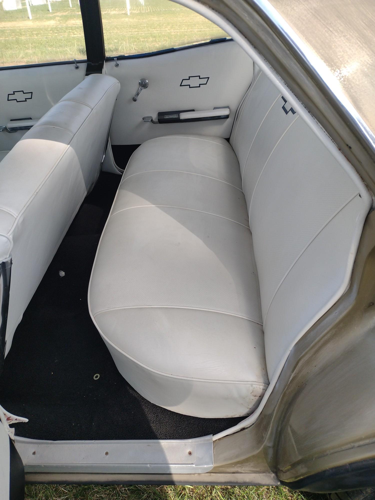 1966 CHEVROLET Impala