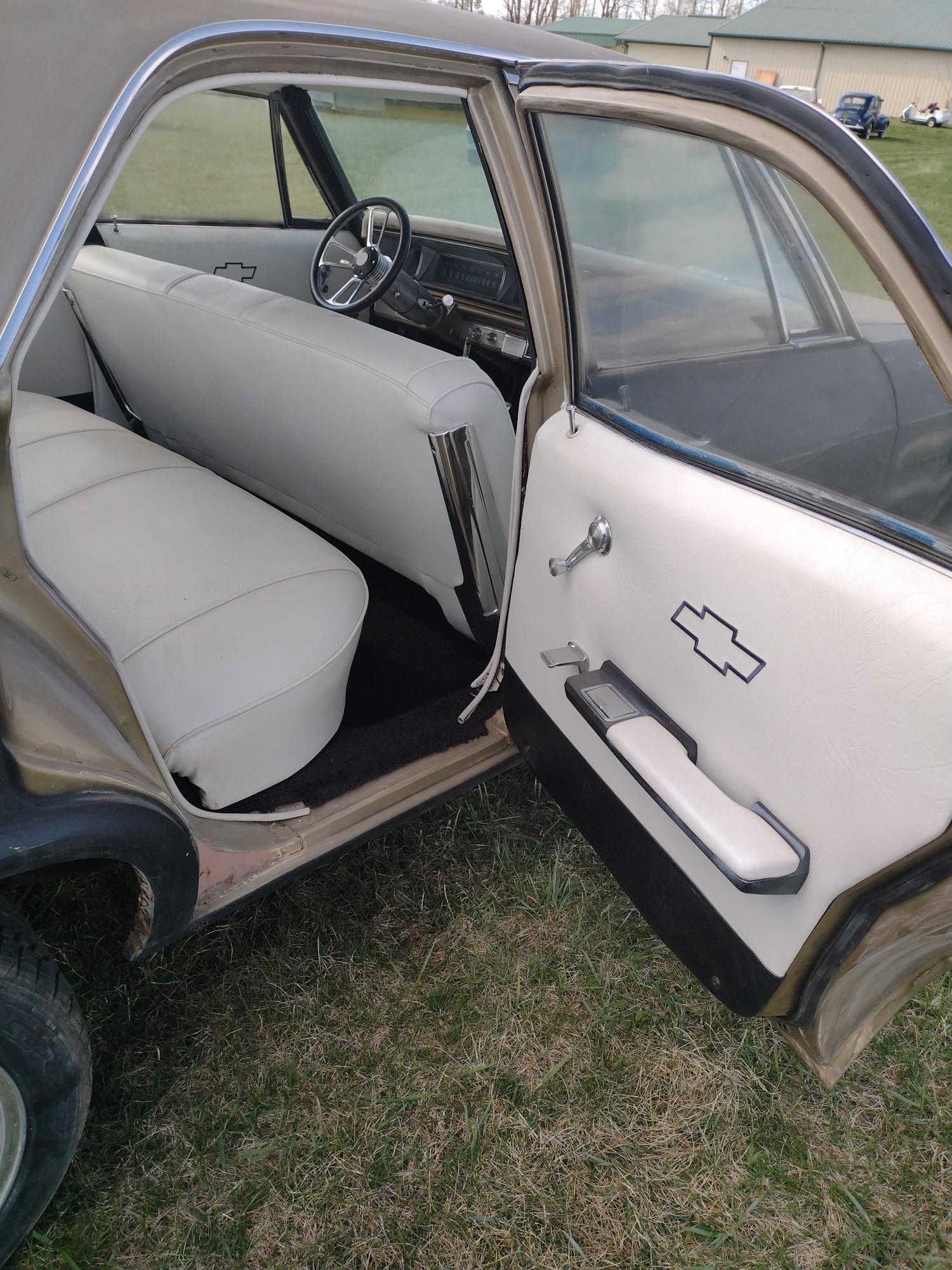 1966 CHEVROLET Impala