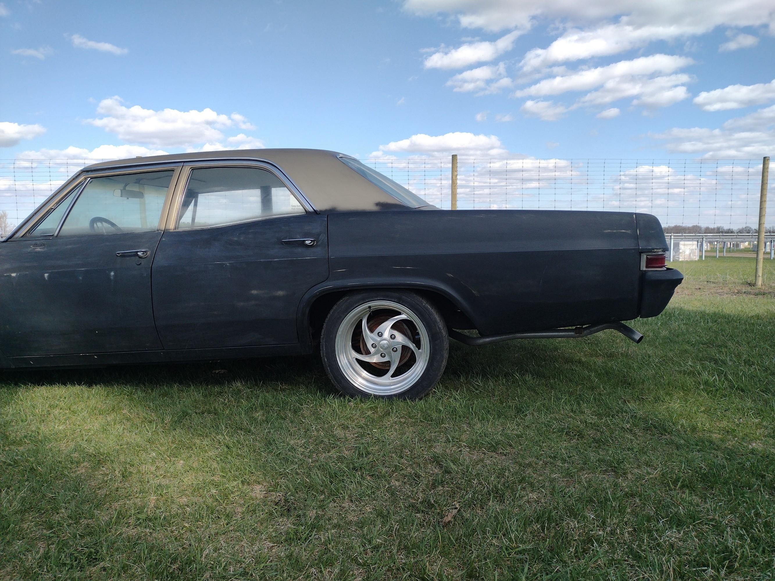 1966 CHEVROLET Impala