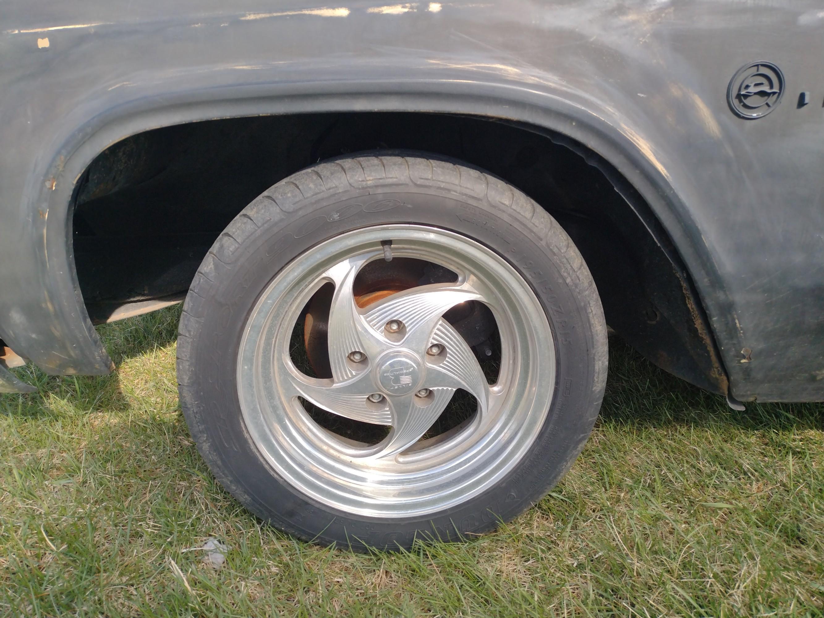 1966 CHEVROLET Impala