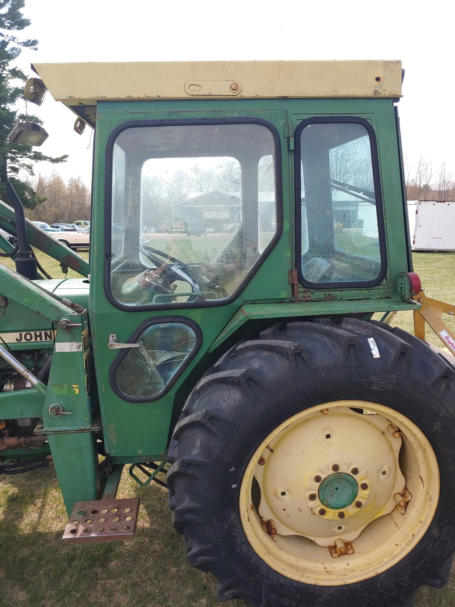 JD 1050 tractor