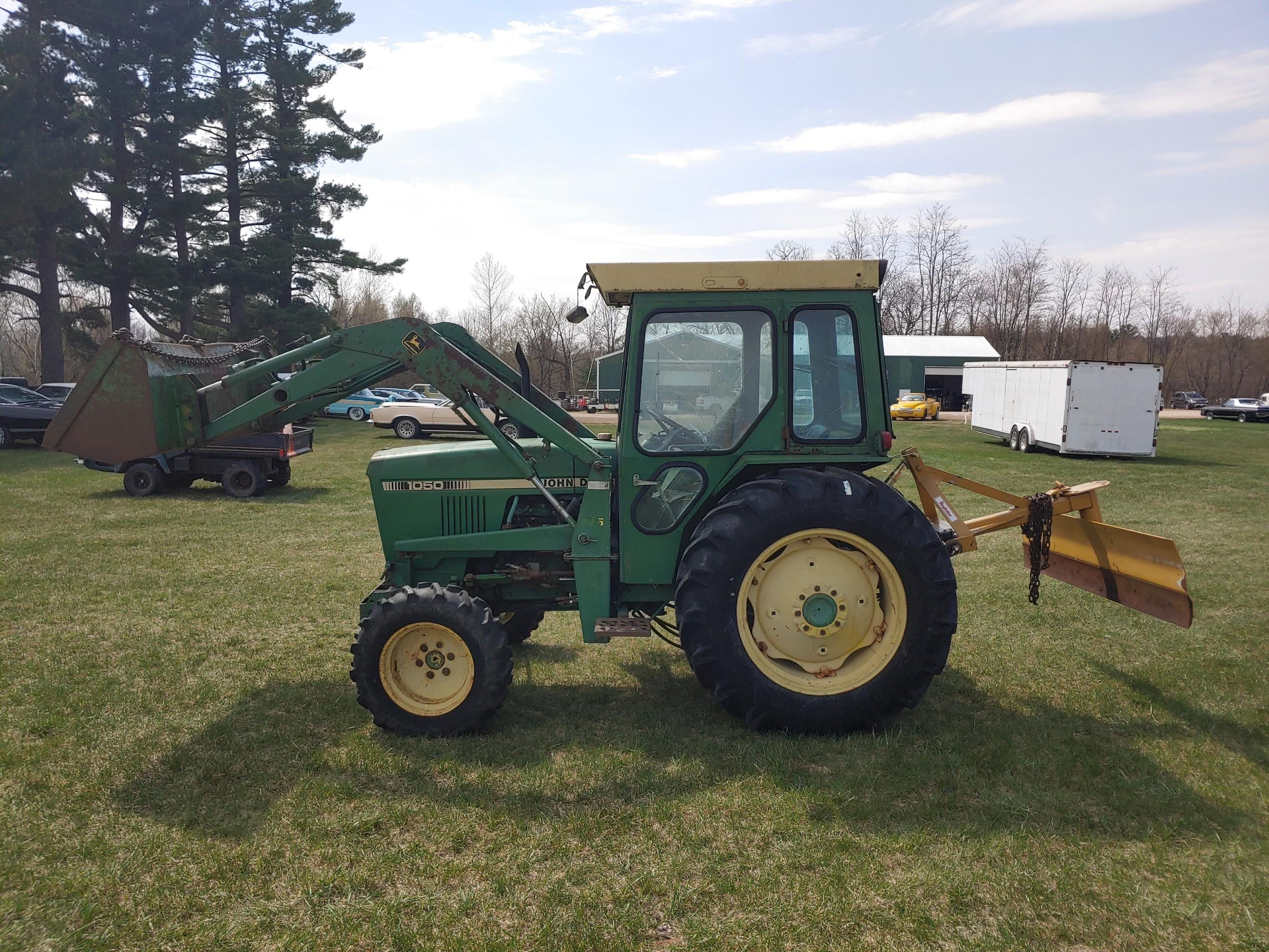 JD 1050 tractor
