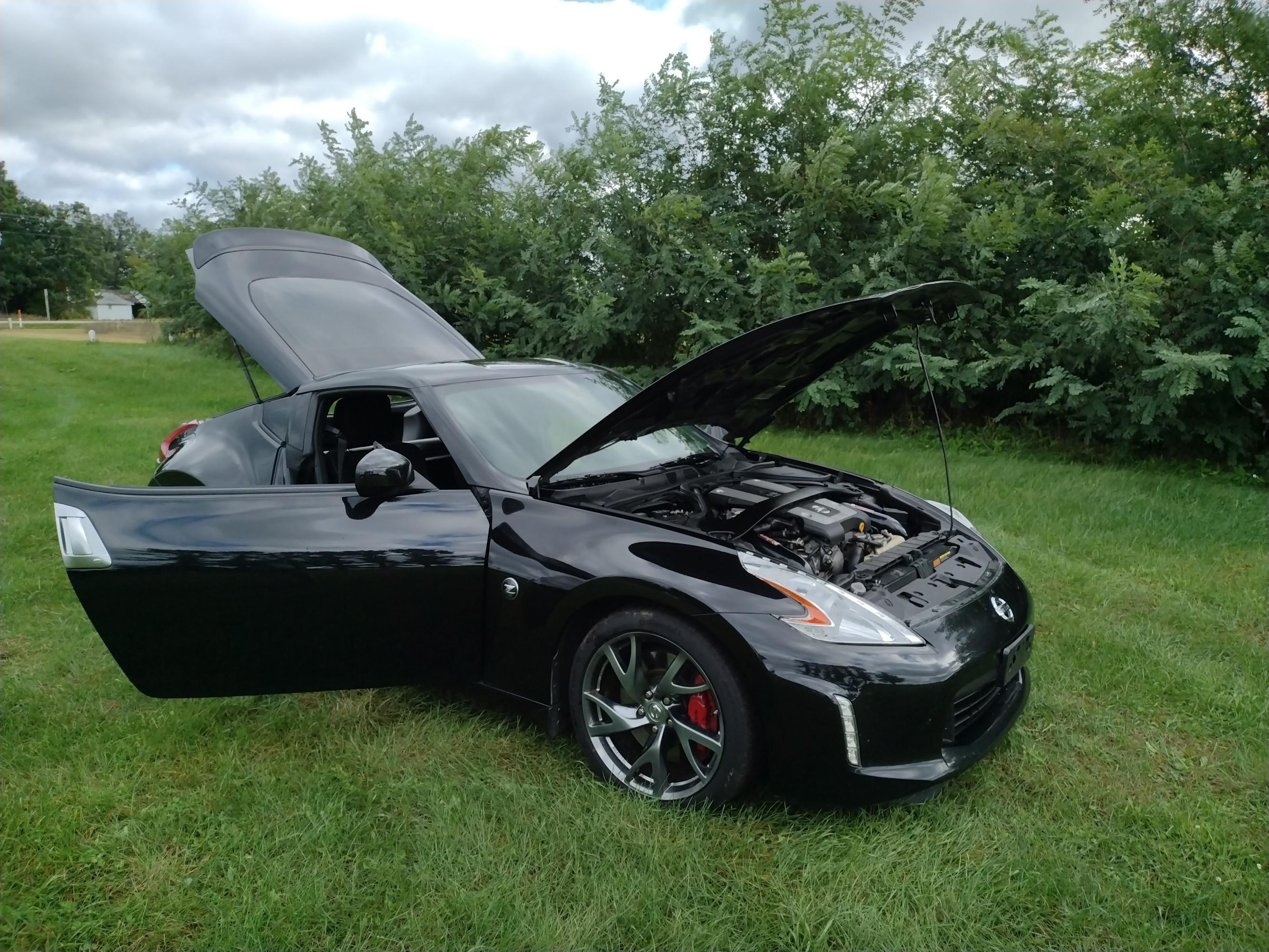 2015 NISSAN 370Z